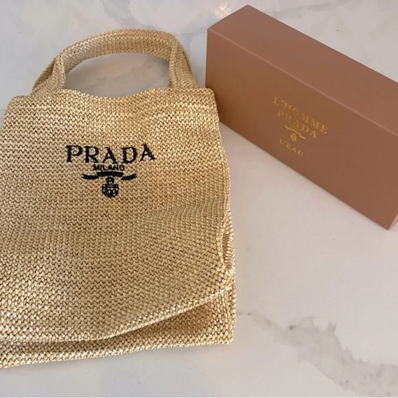Prada Small Woven /Straw Tote Bag NWB - Picture 8 of 13